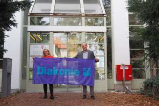 Vorstand und Geschäftsführer Andreas Karau und Stellvertreterin Margarete Winnichner freuen sich über den gut organisierten Umzug