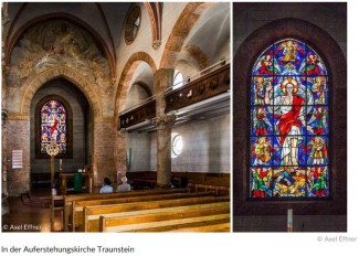 Ein Schmuckstück der Auferstehungskirche Traunstein ist das prächtige Glasfenster im Altarraum. Nach seiner Umgestaltung soll der Kirchplatz ein Ort für städtisches Leben und Begegnung sein.