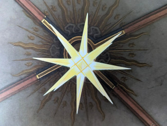 Stern Auferstehungskirche Traunstein