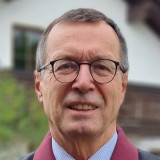 Dr. Florian Garnich